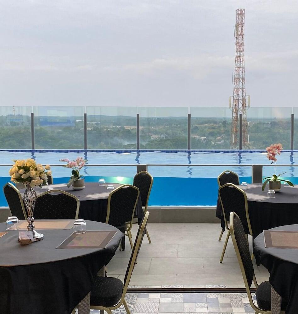 The Zuri Baturaja Hotel Baturaja  Kültér fotó